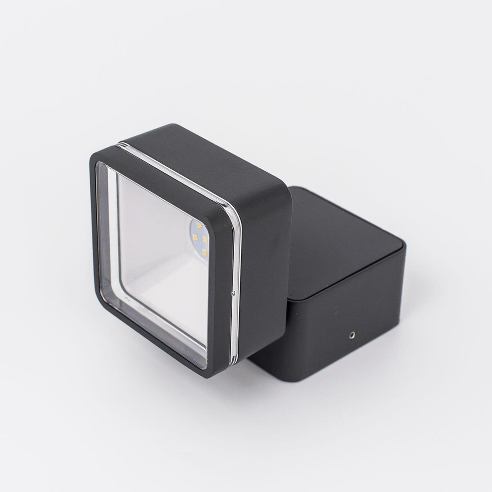 Уличный настенный светодиодный светильник Citilux GARDA CLU0008K