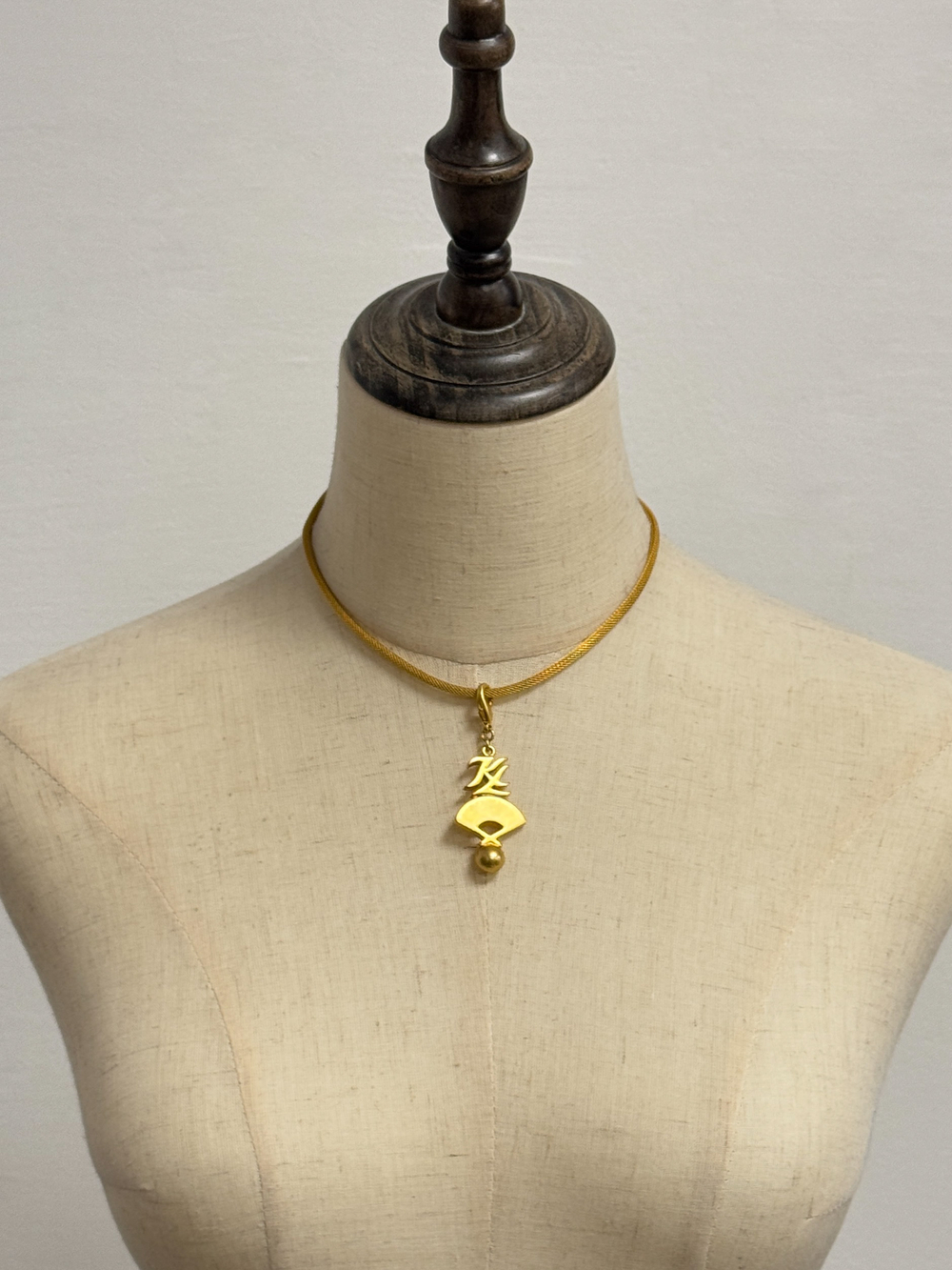 Кулон Karl Lagerfeld