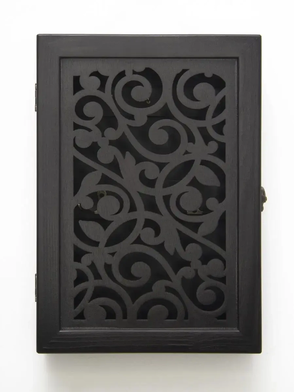 Ключница настенная в прихожую закрытая