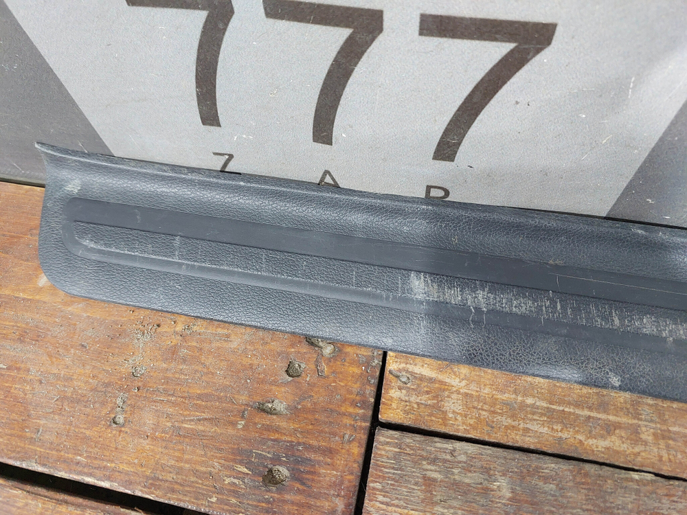 Накладка порога переднего левого Kia Soul 3 (SK3) 19-нв Б/У Оригинал 85873K0000