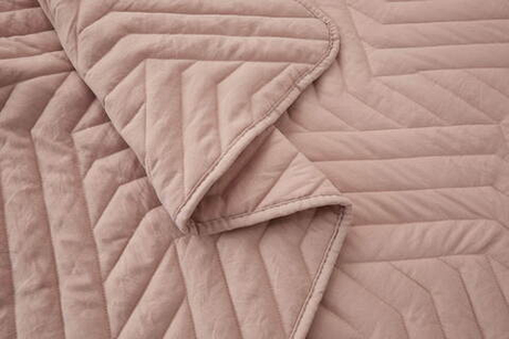 Покрывало 160х220 и наволочка 50х70 Sofi De MarkO Мориц розовое