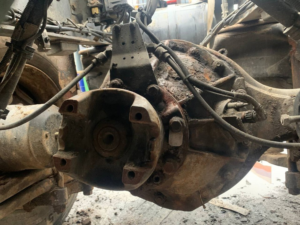 Редуктор заднего моста R780 2.92 2018г.