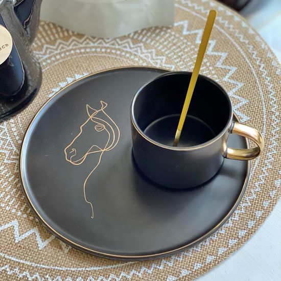 Чайная пара "Силуэт": кружка 280 мл, тарелка 19,6 см, ложка, рисунок МИКС