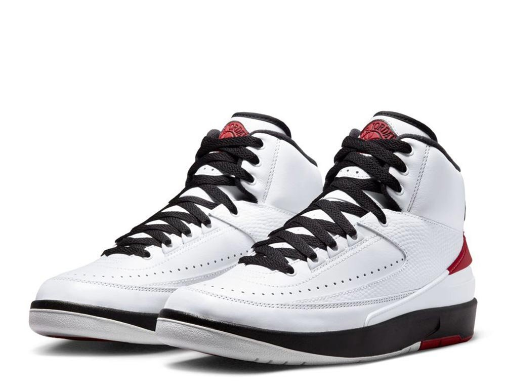 Баскетбольные кроссовки Wmns Air Jordan 2 Retro "Chicago"