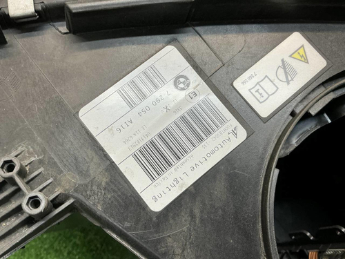 Фара правая BMW X5 F15 X6 F16 (13-18) ксенон