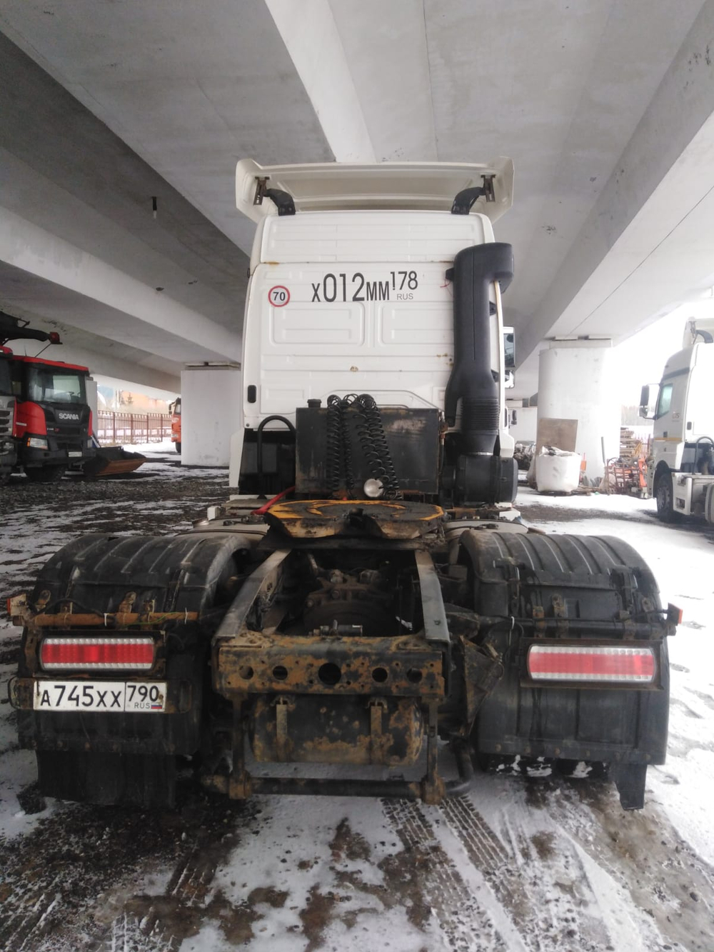 КамАЗ 5490 4x2 Седельный тягач 5490-S5 (Дизель/Газ, 12,0 л, 401 л.с., МТ)
