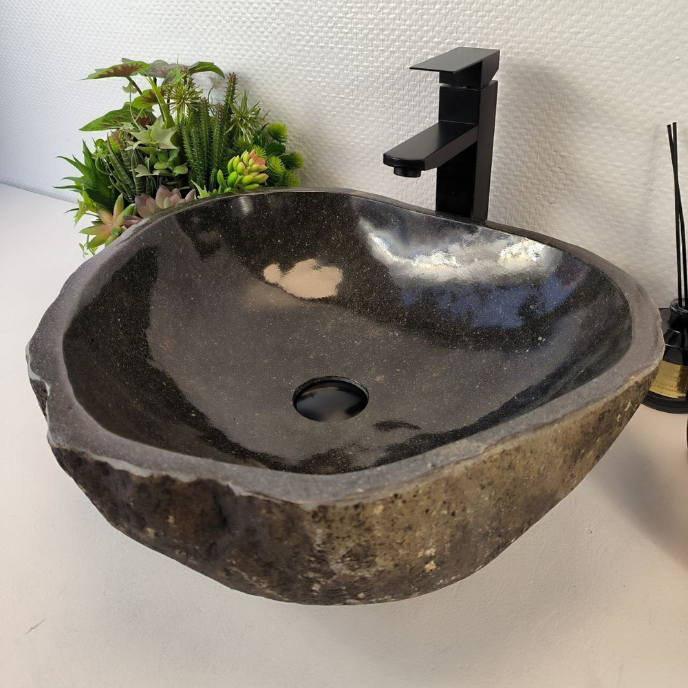 Раковина из речного камня RS-65370 49*46*15 0856