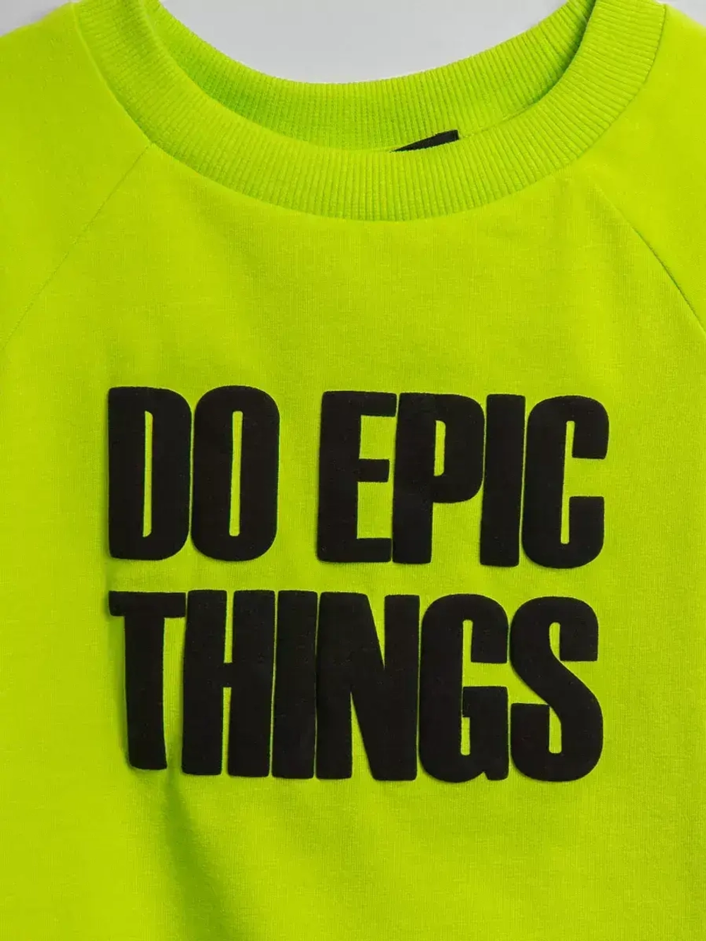 Костюм летний спортивный футболка и шорты