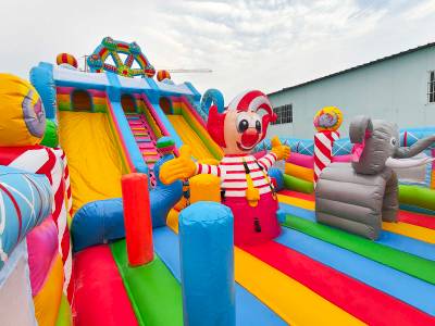 Коммерческий надувной батут «Парк развлечений 4» 12*6*7 м