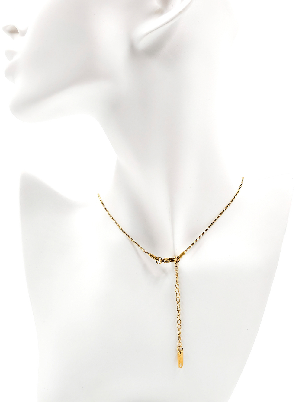 Комплект добра. Браслет из красной нити и подвеска.