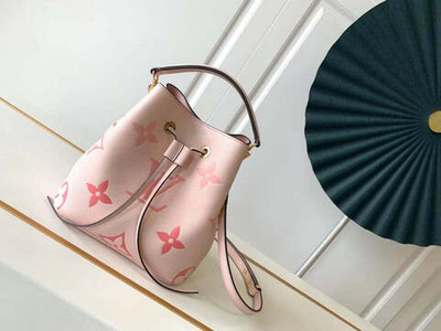 Louis Vuitton NeoNoe BB