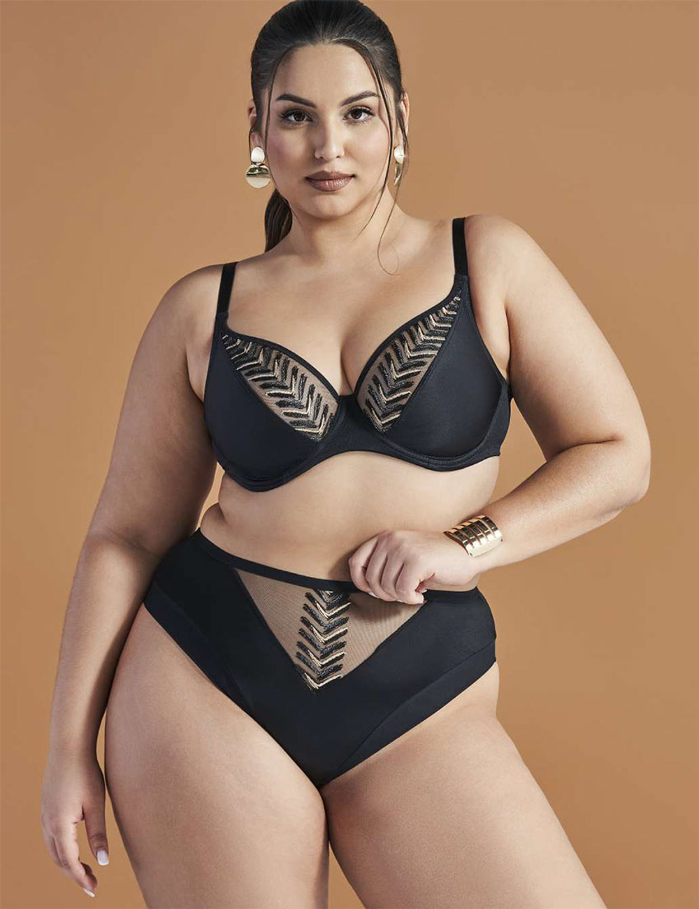 Бюстгальтер с мягкой чашкой Ava GODDESS 2118 M Bralette Black