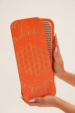 Доска садху Ом на мандале медные гвозди