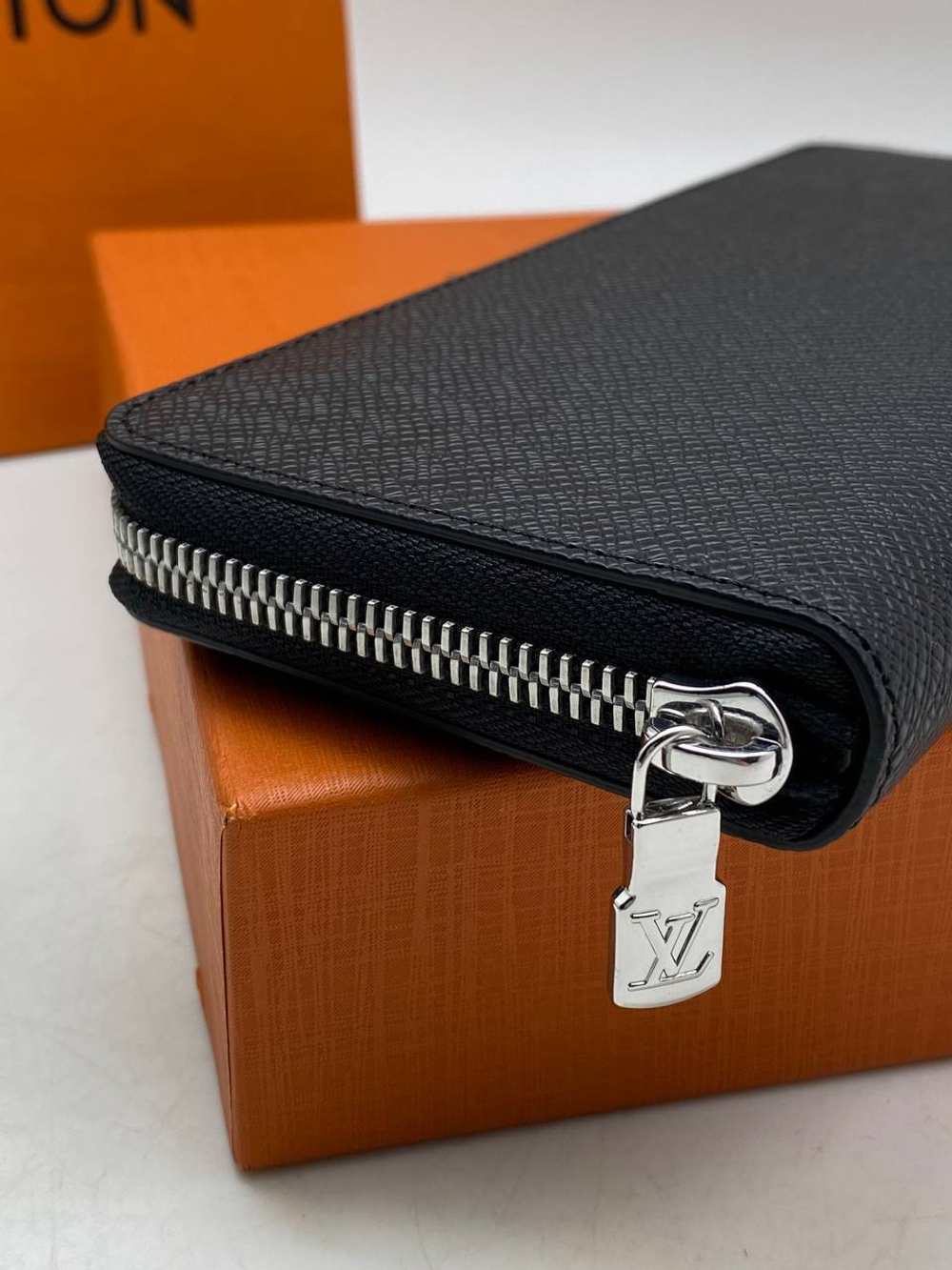Кошелёк Louis Vuitton