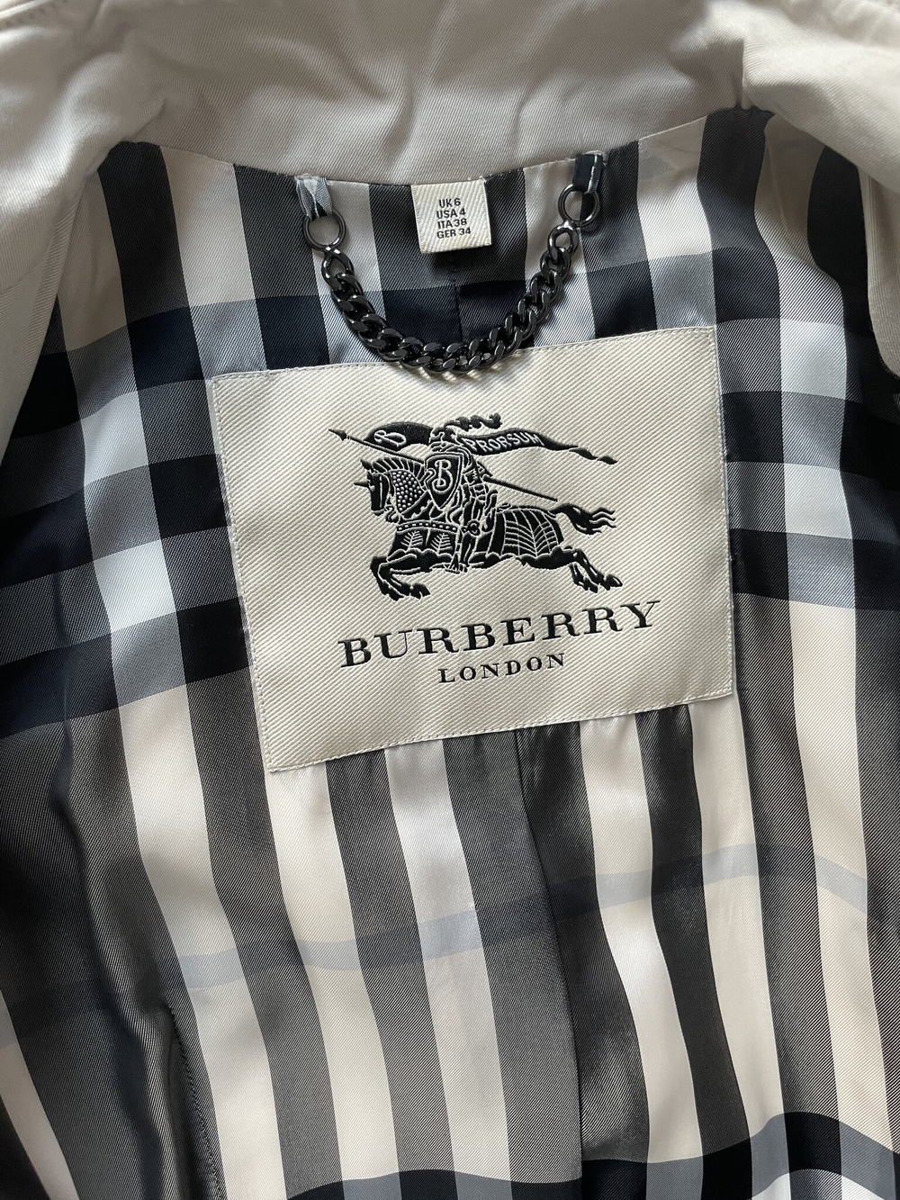 Тренч Burberry