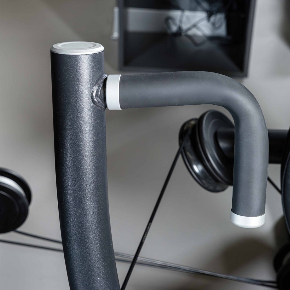 E7008 Жим от груди вертикальный. Стек 135 кг