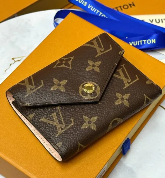 Кошелек Louis Vuitton Victorine канва Monogram Macassar