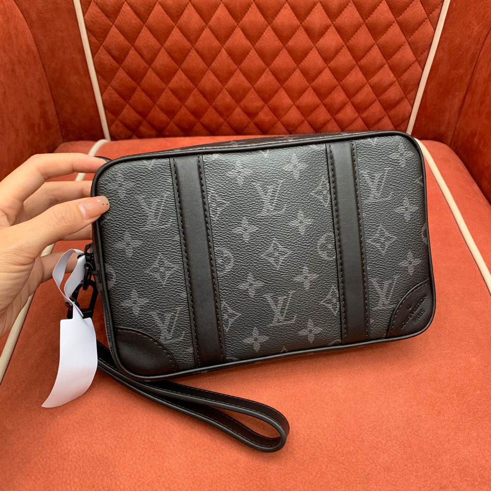 Louis Vuitton Pochette Kasai