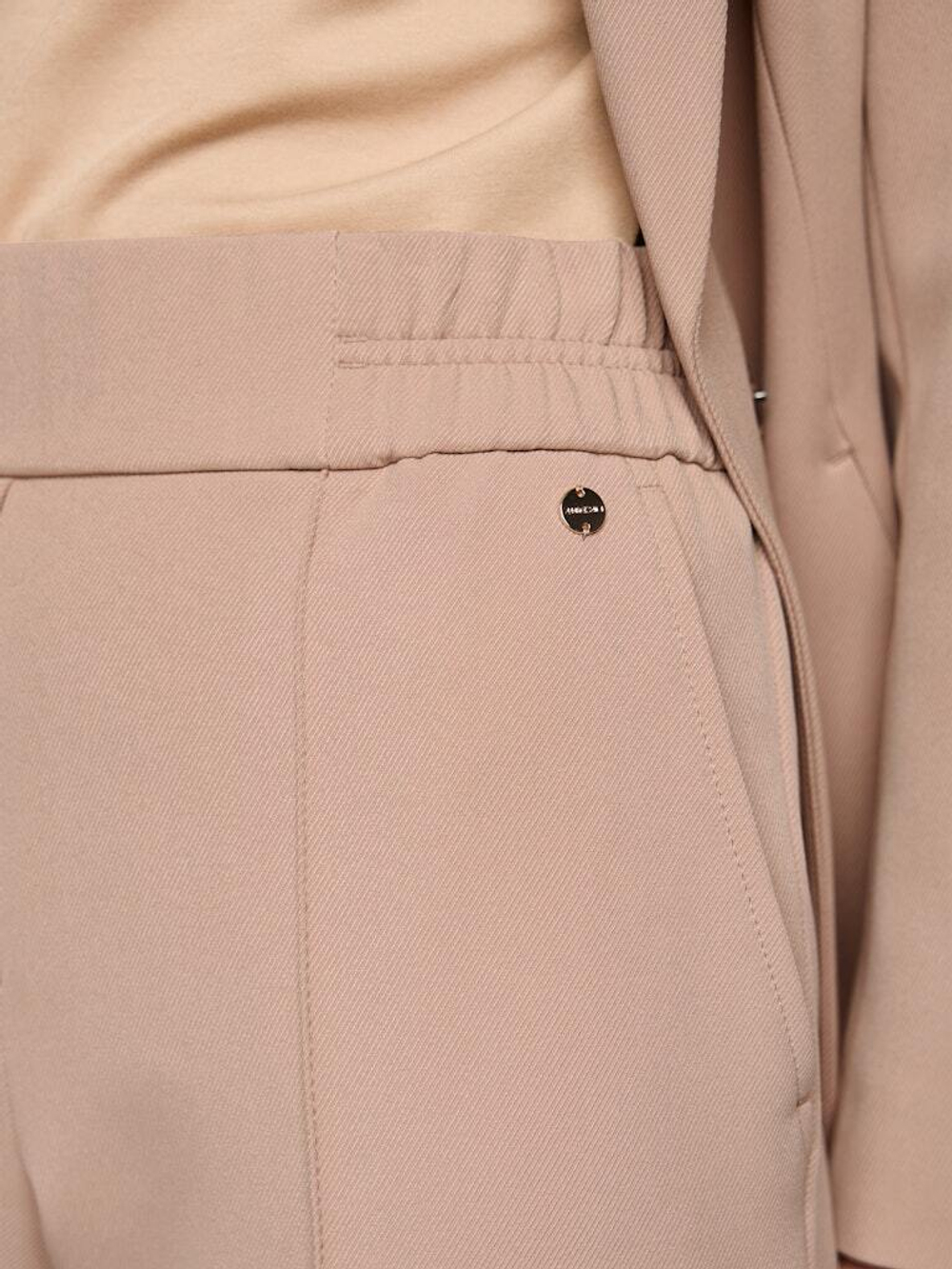 AC 81.41 W77 WASHINGTON  брюки