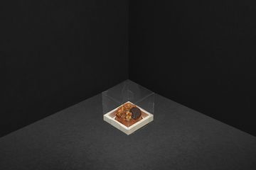 Упаковка с прозрачной крышкой для фасовки пирожного