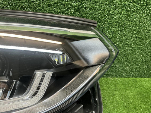 Фара правая BMW X3 G01 (2017-2021) Adaptive LED