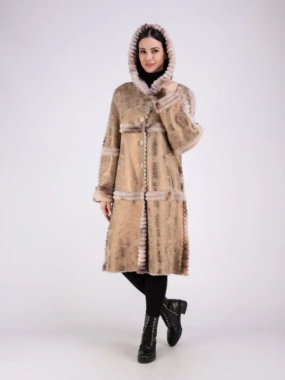 Дубленка зимняя длинная с капюшоном оверсайз