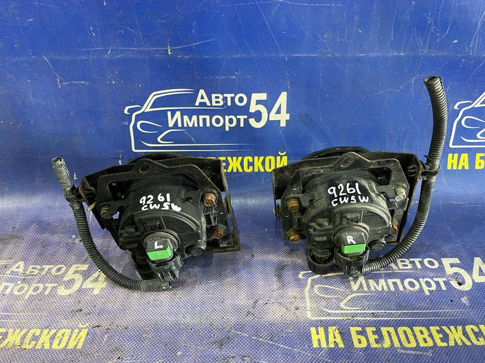 Туманка правая MITSUBISHI OUTLANDER 2005-2009