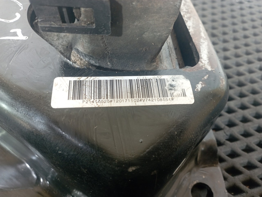 Подушка двигателя задняя 2017г.