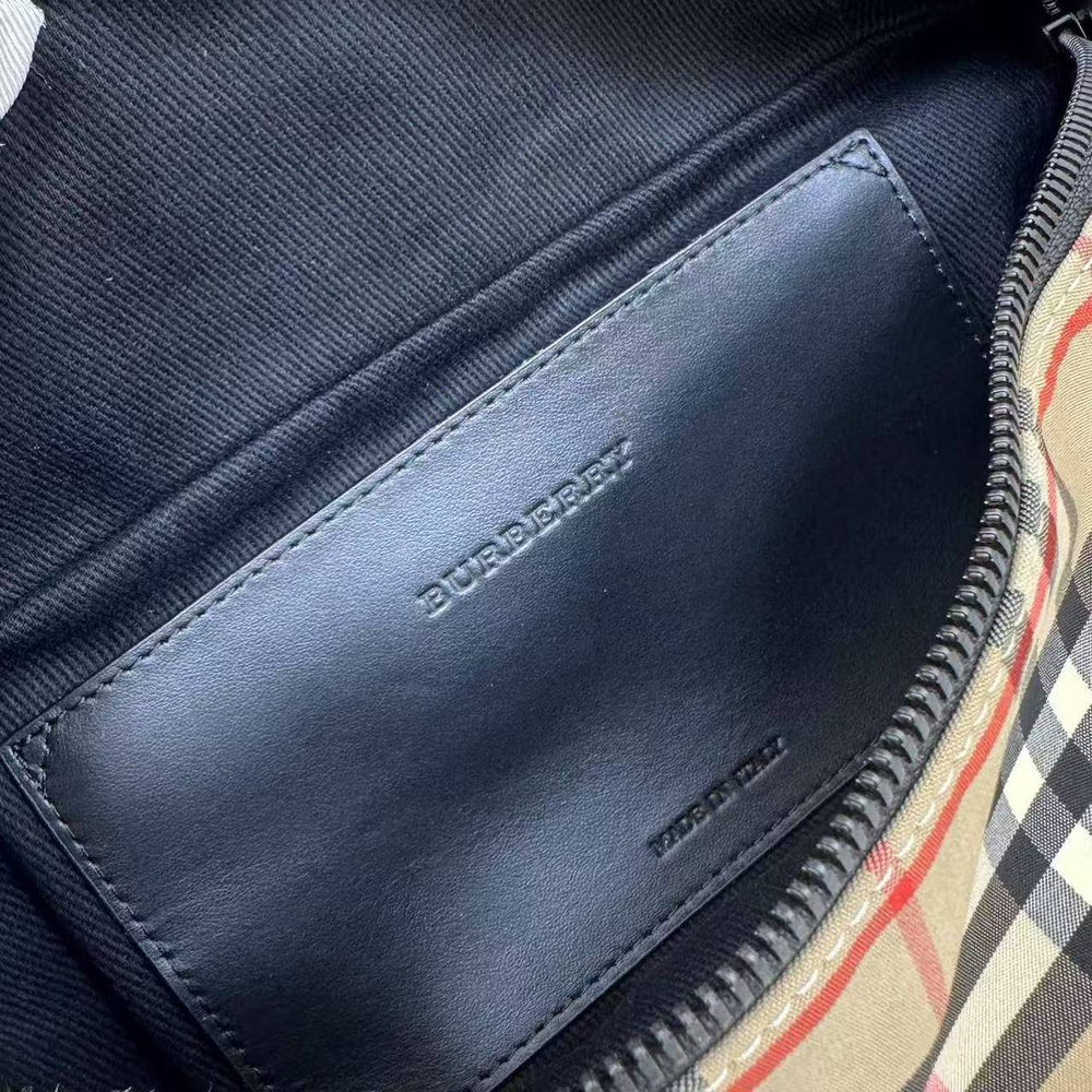 Сумка Burberry