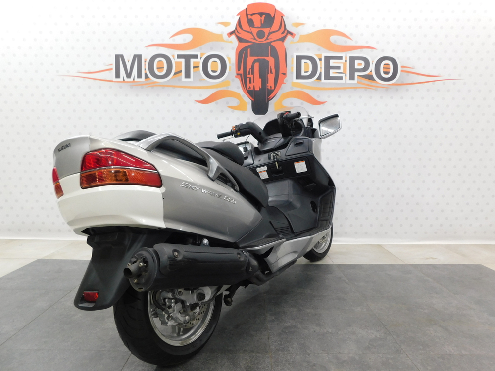 Suzuki Skywave 650 , 2002