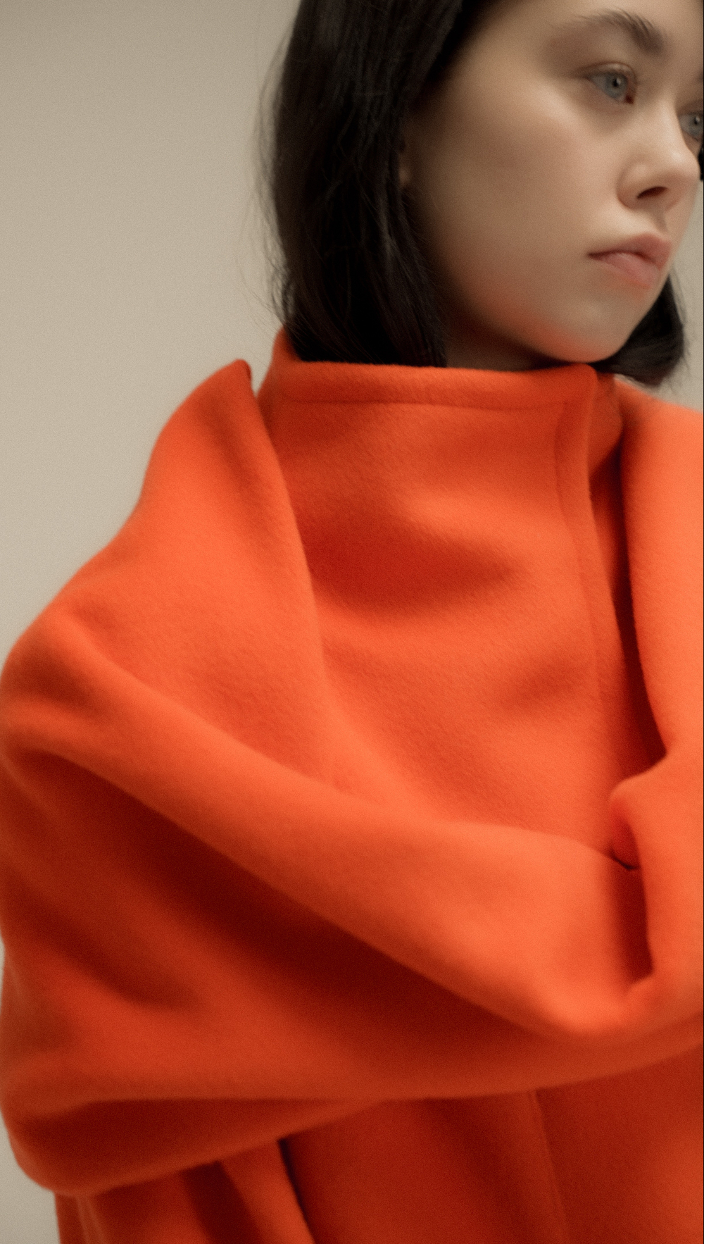 Пальто с палантином