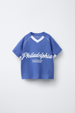 ZARA ФУТБОЛКА С ПРИНТОМ 76EARS NBA ©, СИНИЙ