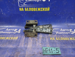 Петля капота правая NISSAN PRIMERA 1998
