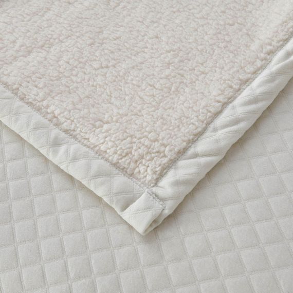 Гранд (молоко) 220х240 Покрывало Трикотаж