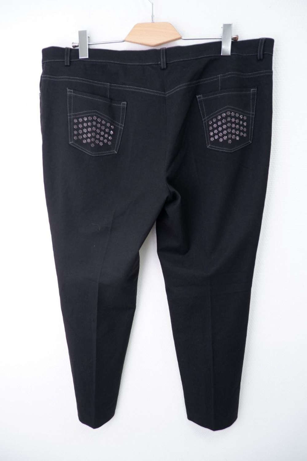 Брюки L.Pucci базовые 54 размер