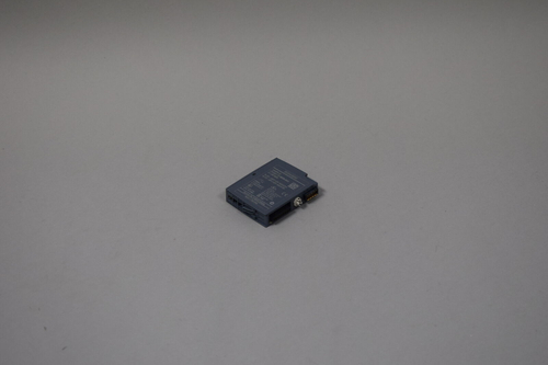 SIEMENS 6ES7131-6BF00-0BA0