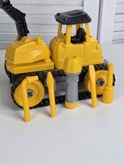 Игрушка Трактор-конструктор с отверткой в коробке (200246316)