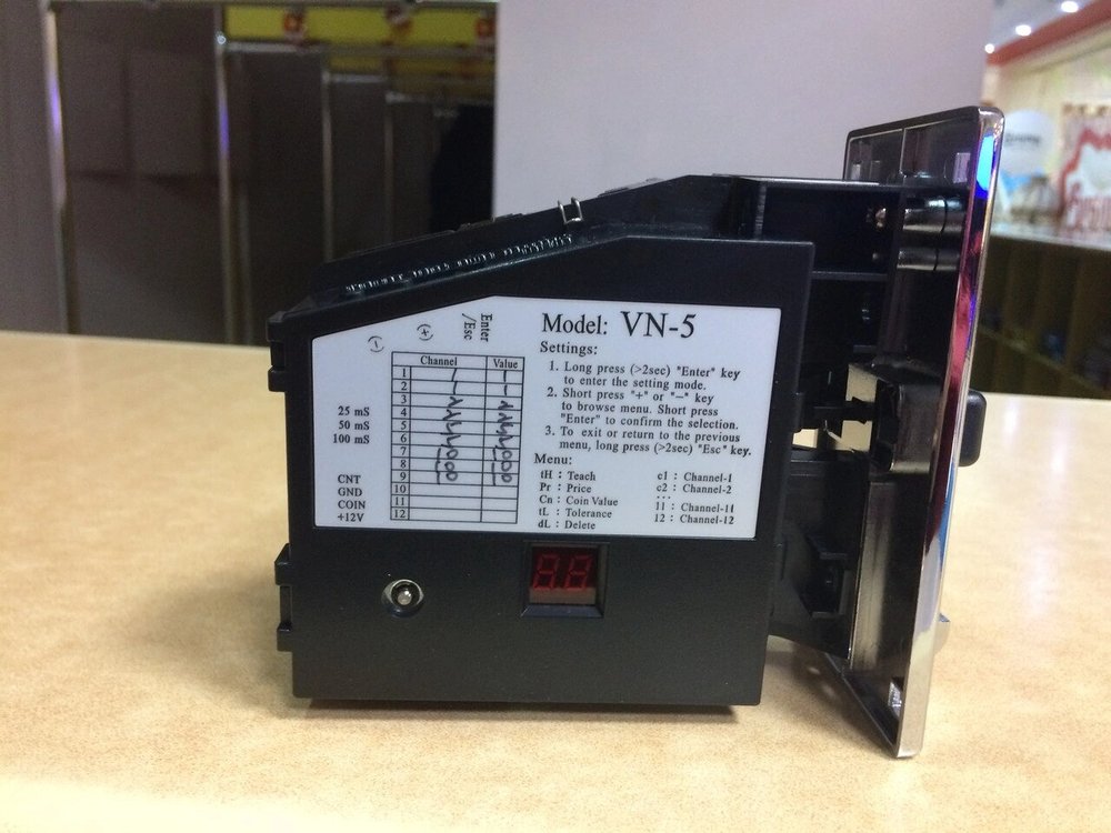 Монетоприёмник VN5 для качалок, силомеров, аттракционов