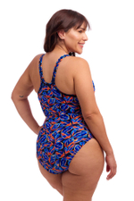 Купальник FUNKITA с поддержкой Leaf Blower (Locked In Lucy)