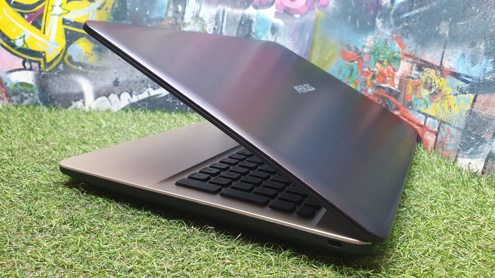 Ноутбук ASUS Pentium/2Gb/X541S X541SA-XX327T /Windows 10