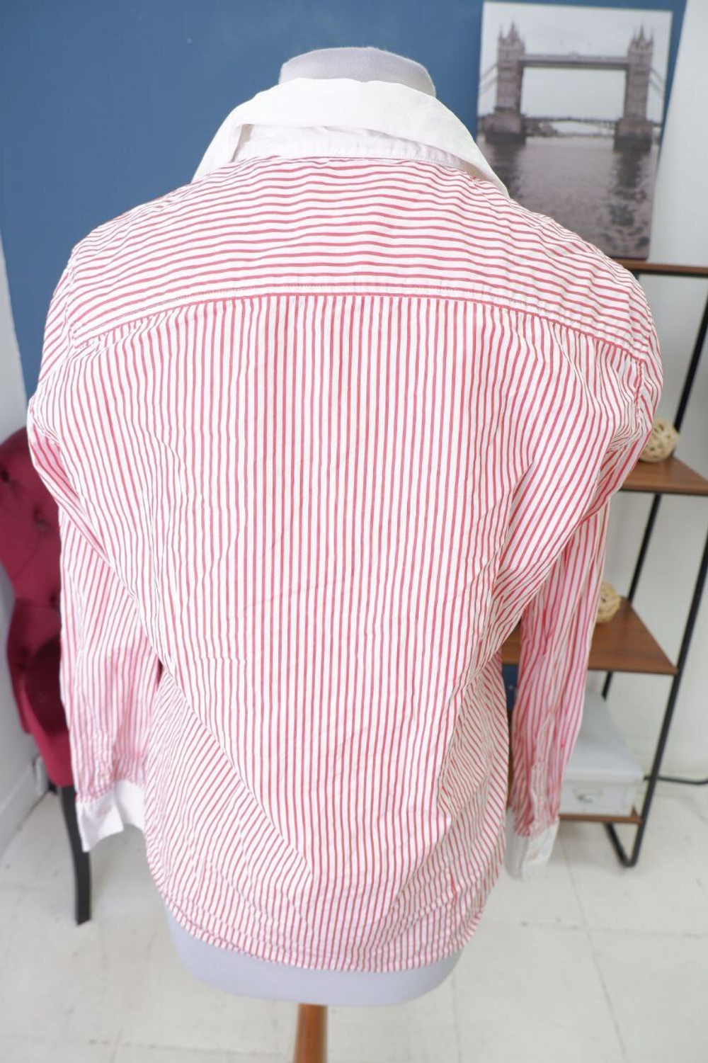 Рубашка в красную полоску 48 размер