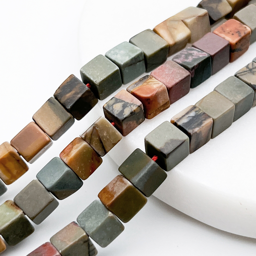 "Яшма Пикассо" бусины, куб, размер около 6 мм, цена за 28-29 шт (1/2 нити)
