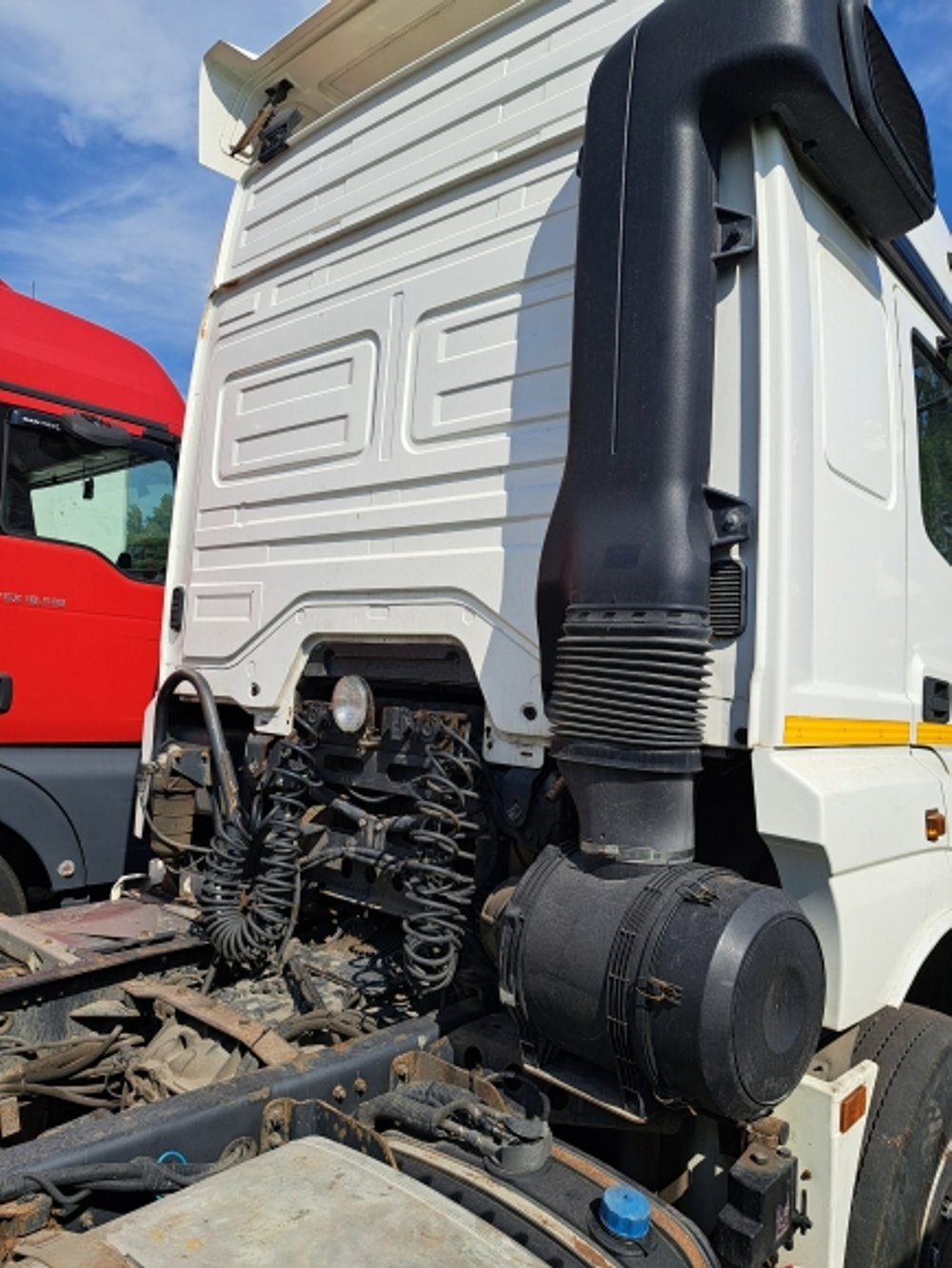КамАЗ 5490 4x2 Седельный тягач 5490-032-87(S5) NEO (Дизельный, 12,0 л, 401 л.с., МТ)