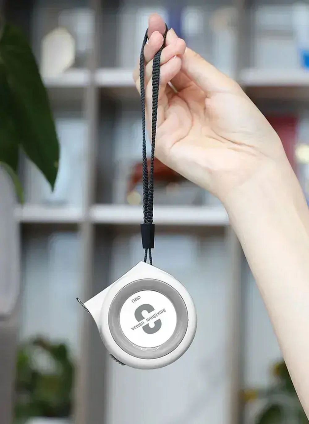 Рулетка "Home Series White" Deli H8103A 3м х 19мм (Эксклюзивный дизайн, клипса, ремешок, подарочная упаковка)