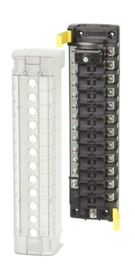 Блок на 12 автоматических выключателей, общая шина