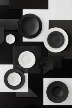 Villeroy & Boch Производство набора тарелок Rock Blanc на 2 персоны. 10-4240-2620 + 10-4240-2536 + 10-4240-2640