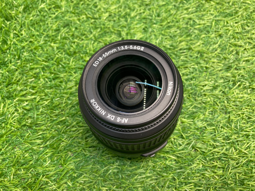 Nikon D5200 Kit 18-55mm 3.5-5.6G II ED 3900 кадров