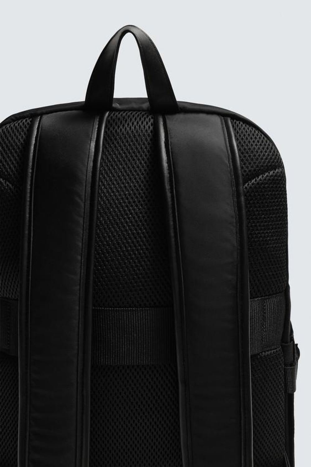 ZARA РЮКЗАК ИЗ ВЫСОКОТЕХНОЛОГИЧНОЙ ТКАНИ С КАРМАНАМИ, ЧЕРНЫЙ