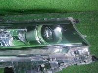 Фара правая Toyota Land Cruiser Prado 150 (2017-н.в.) LED