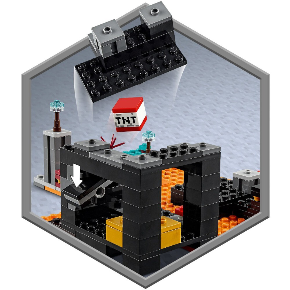 LEGO Minecraft - Бастион Пустоты 21185 / артикул 21185 / GTIN 5702017156637